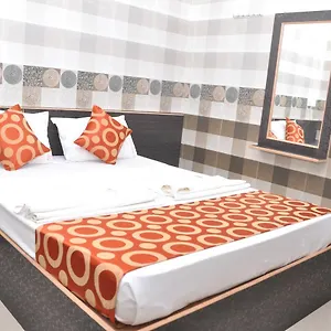  Inn Addhuri Comforts India
